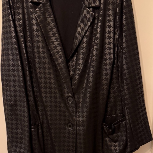 Torrid Black Houndstooth Longline Blazer – Size 5 (26/28) 🖤 - Picture 6 of 7